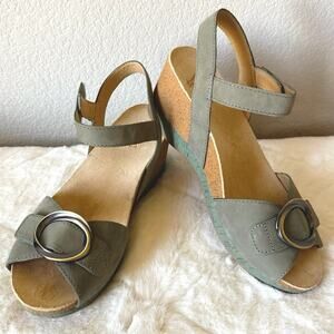 Dansko Stella Ankle Strap Platform Wedge Sandal Women’s Sz EU40/US 9.5-10 EUC